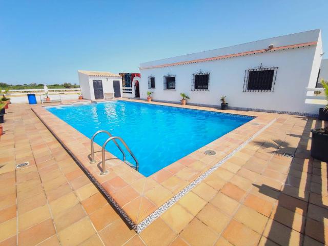 Terreno en venta en El Cuervo De Sevilla, Andalucía