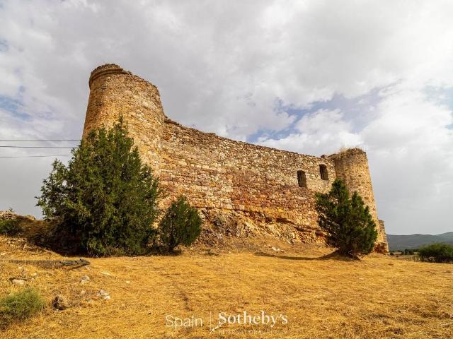 Terreno en venta en Establés, Castilla-La Mancha