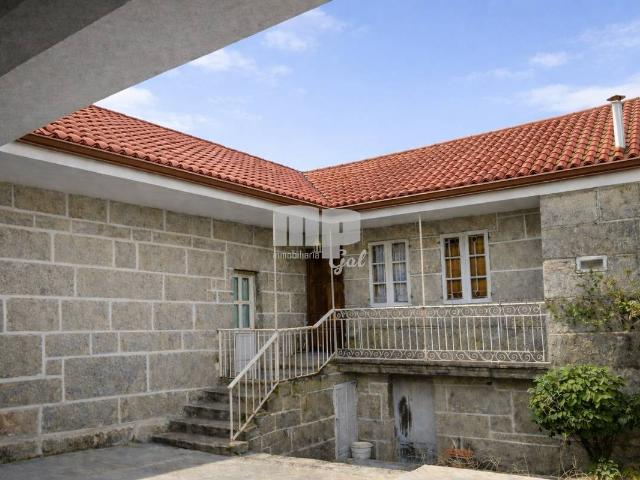 Terreno en venta en Fornelos de Montes, Vigo