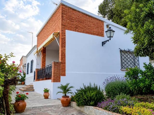 Terreno en venta en La Hoya de Buñol, Valencia