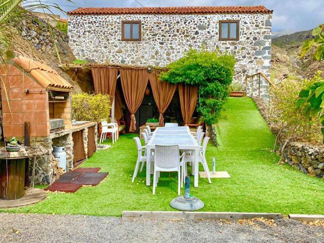 Terreno en venta en Guía de Isora, Canarias
