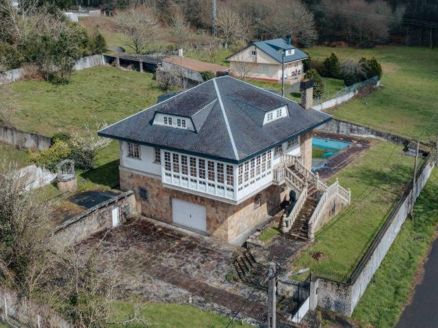 Terreno en venta en Guitiriz