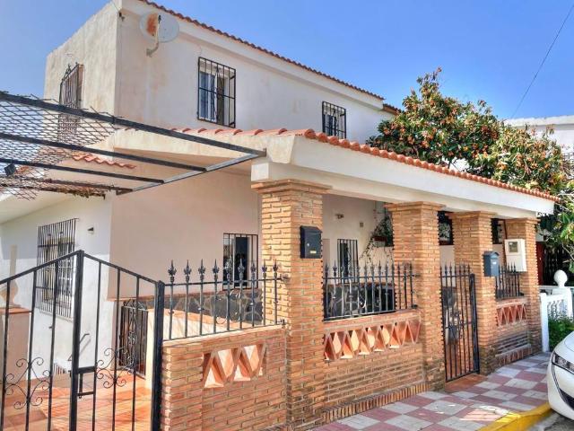 Terreno en venta en Iznate