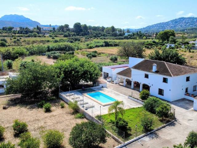Terreno en venta en Barri Port / Centre, Dénia