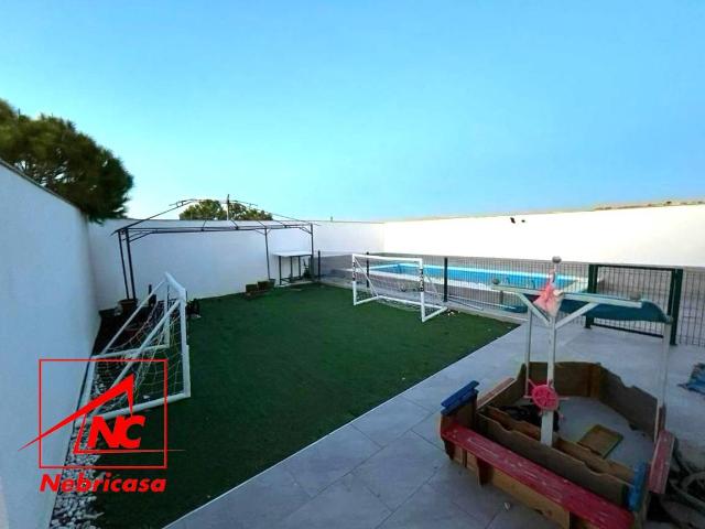Terreno en venta en Lebrija, Andalucía