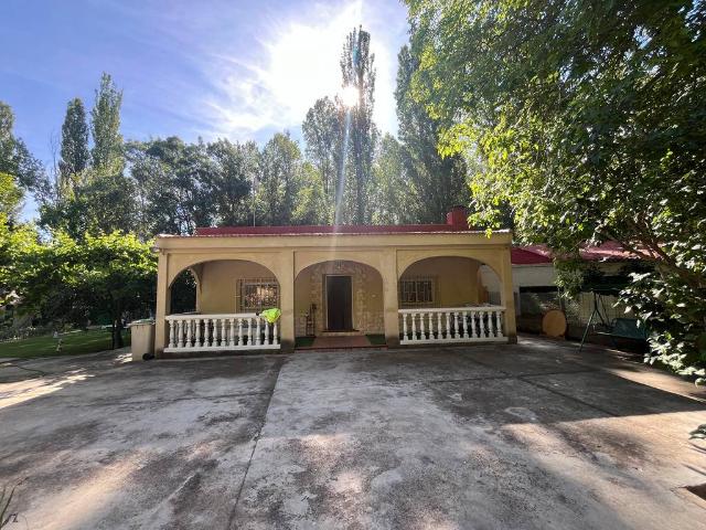 Terreno en venta en Lezuza, Castilla-La Mancha