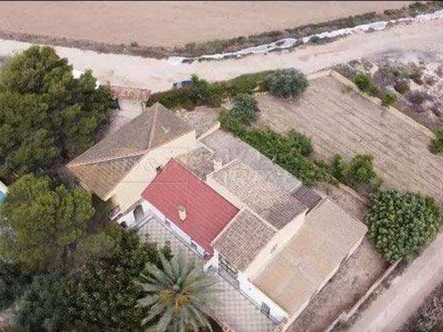 Terreno en venta en Los Montesinos