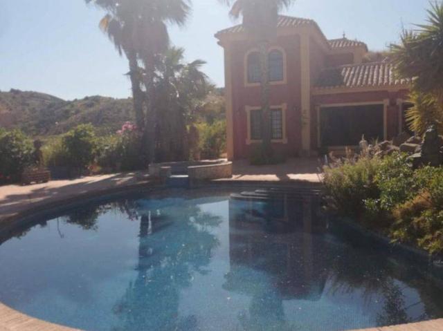 Terreno en venta en Vélez-málaga, Capuchinos