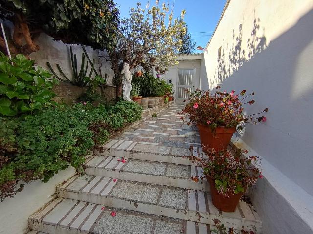 Chalet en venta en O Grove, O Salnés