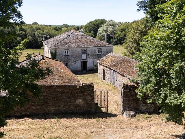 Terreno en venta en Outeiro de Rei, Lugo