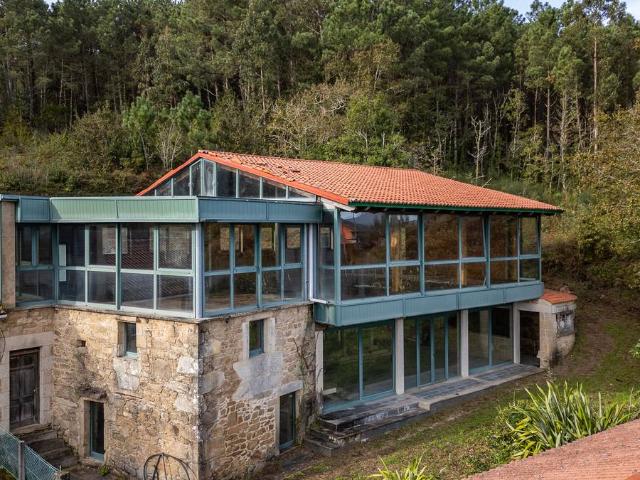 Terreno en venta en Outes, Noia