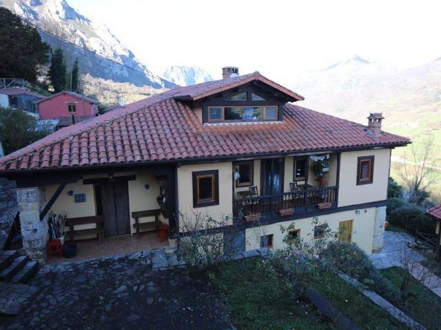 Terreno en venta en Bárzana, Quirós