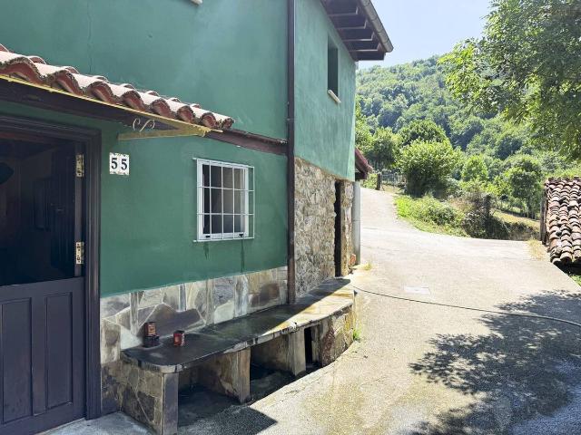 Terreno en venta en Bárzana, Quirós