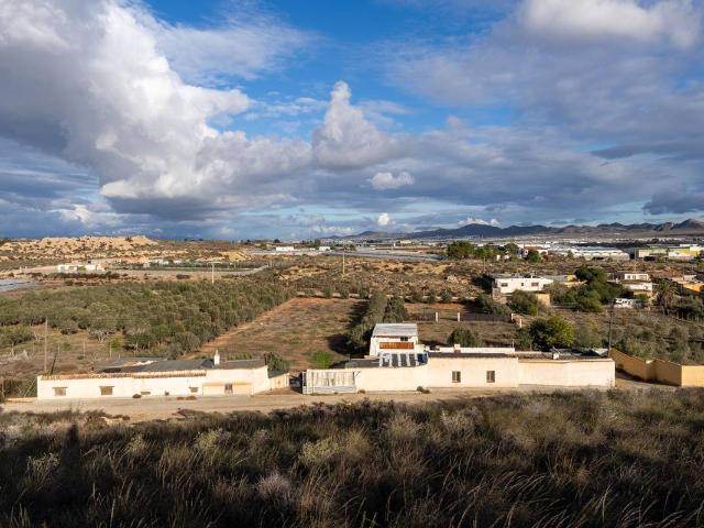 Terreno en venta en Almería, Andalucía