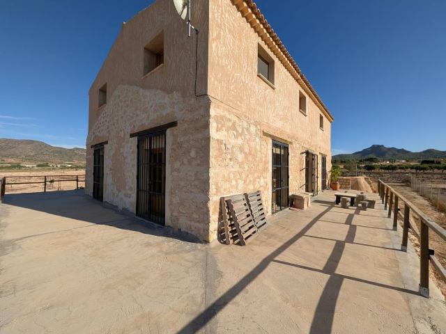 Terreno en venta en Cecilia Bartolomé (Mujeres Libres), l'Alt Vinalopó / El Alto Vinalopó