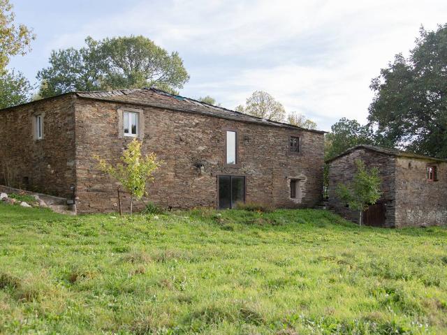 Terreno en venta en Sarria, Galicia