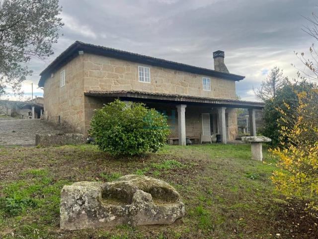 Terreno en venta en San Cibrao das Viñas, Ourense