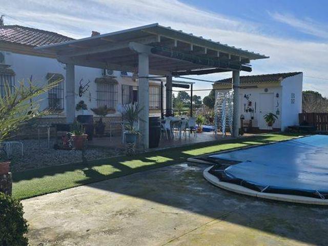 Terreno en venta en Sanlúcar La Mayor, Andalucía