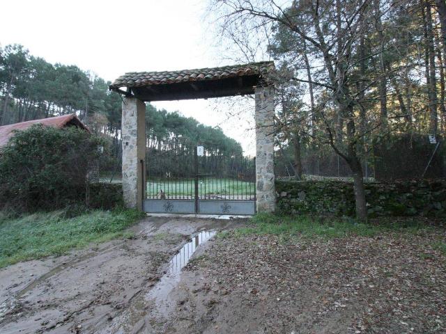 Terreno en venta en Santa Cruz Del Valle, Castilla y León