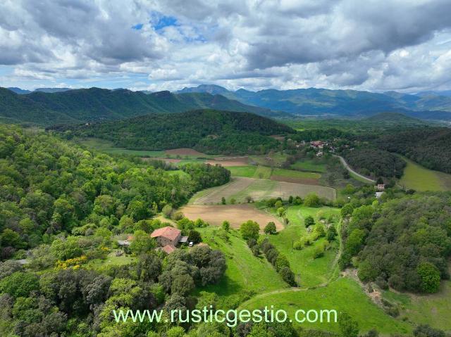 Terreno en venta en Garrotxa, Catalunya