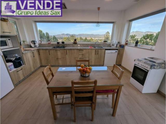 Terreno en venta en l'Alt Vinalopó / El Alto Vinalopó, Valencia