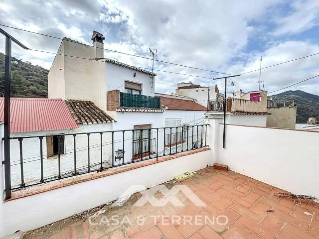 Chalet en venta en Sayalonga