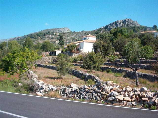 Terreno en venta en la Marina Baixa, Valencia