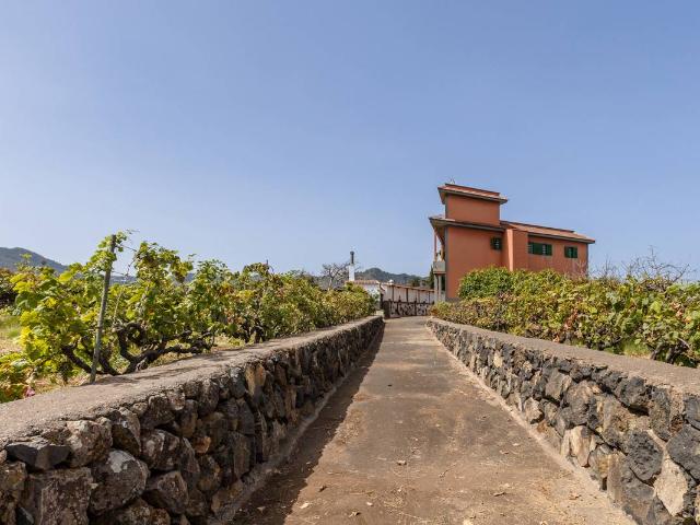 Terreno en venta en San Cristóbal de La Laguna, Canarias