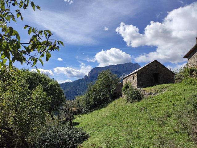 Terreno en venta en Tella-Sin, Sobrarbe