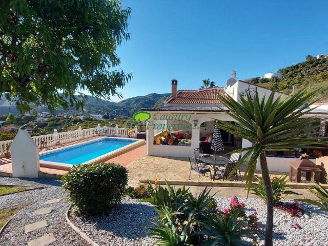 Terreno en venta en La Axarquía, Andalucía