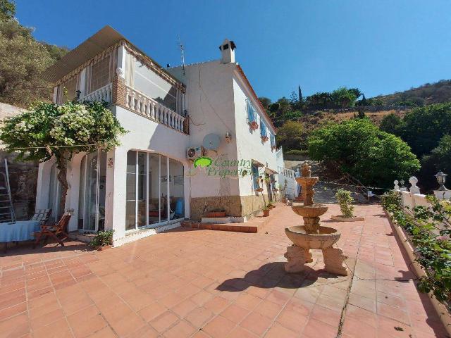 Terreno en venta en Torrox
