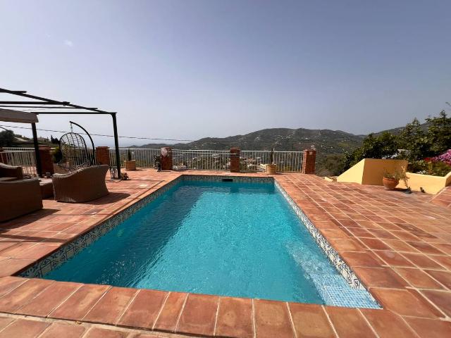Terreno en venta en La Axarquía, Andalucía