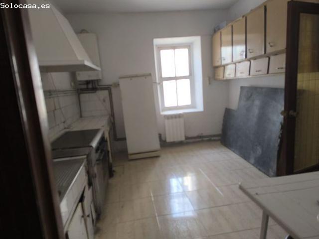 Local Comercial en venta en Trespaderne, Castilla y León
