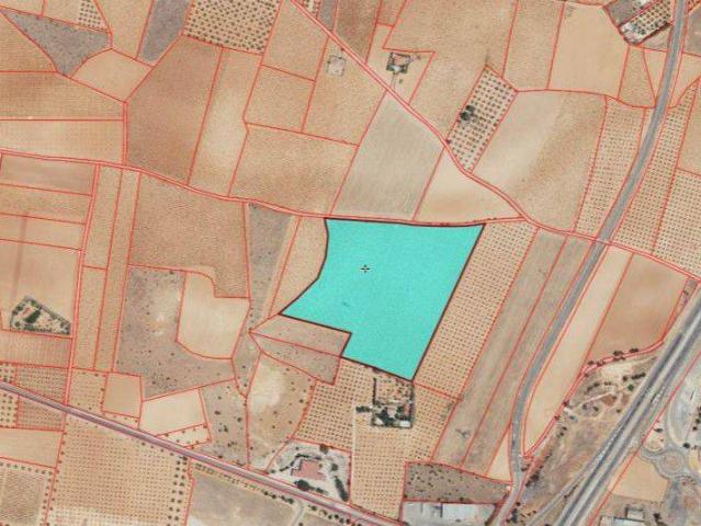 Terreno en venta en Valdepeñas, Castilla-La Mancha