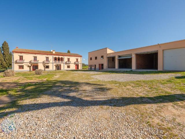 Terreno en venta en Pla de l'Estany, Catalunya