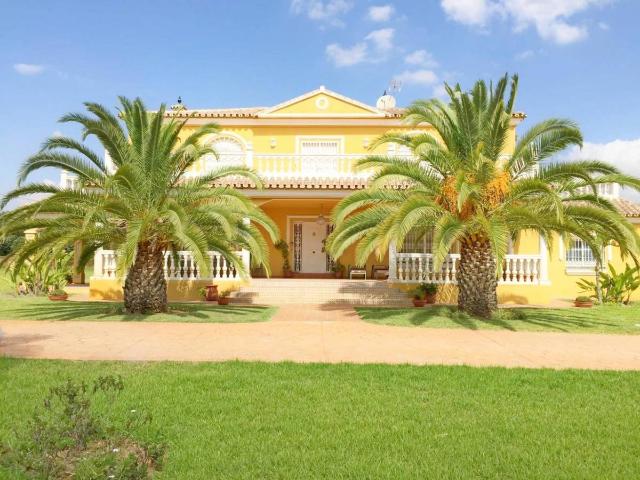 Terreno en venta en Alhaurín El Grande, Barrio de San Antón