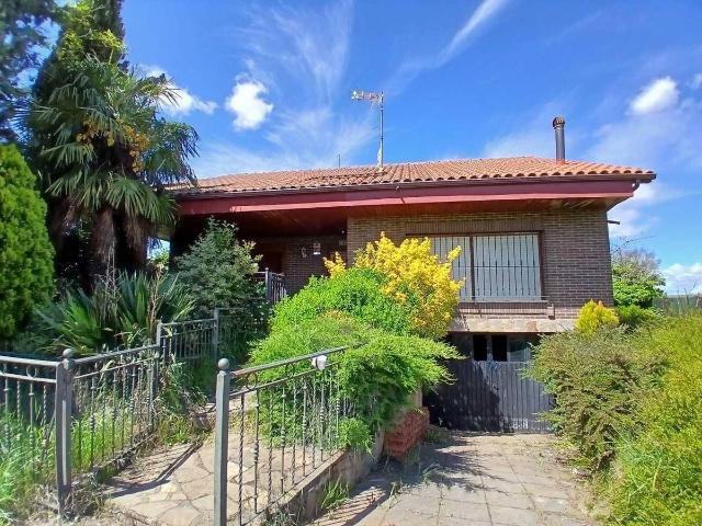 Terreno en venta en Villares de Órbigo, León
