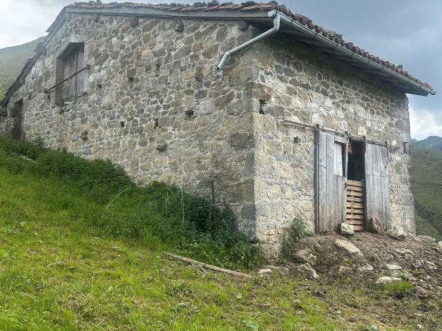 Casa Rural en venta en Onís, Llanu de Con