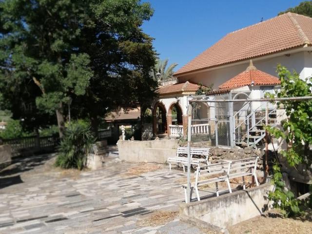 Casa Rural en venta en Huelma