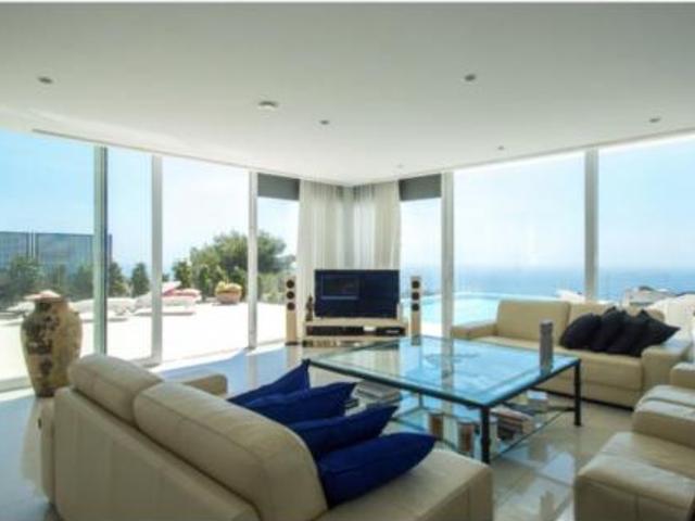 Terreno en venta en La Perla-Torremuelle, Costa del Sol Occidental