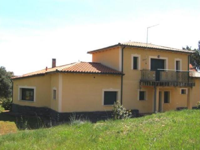 Terreno en venta en Hernán-pérez, Extremadura