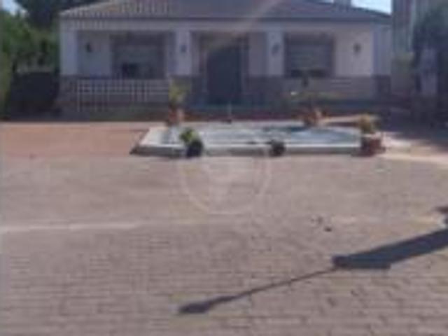 Terreno en venta en Linares, Andalucía