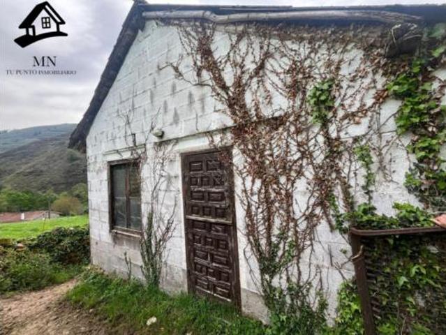 Terreno en venta en Entrambasmestas, Luena