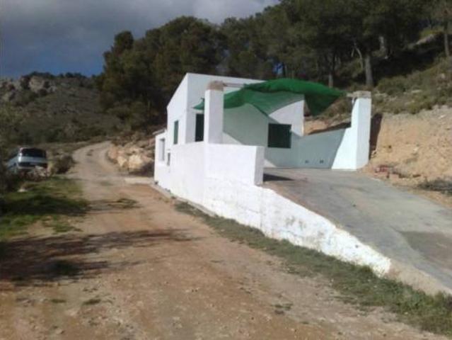 Terreno en venta en Onil, Valencia