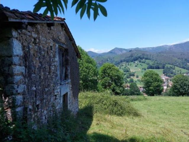 Terreno en venta en Santa Eulalia/Santolaya, Onís
