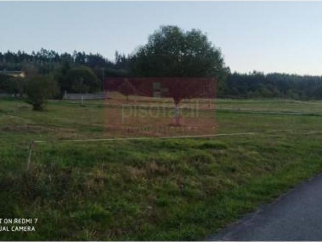 Terreno en venta en Outeiro de Rei