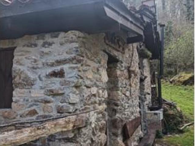 Terreno en venta en Arriondas / Les Arriondes, Parres