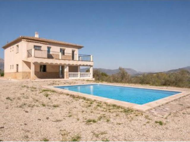 Terreno en venta en Planes, Alacant / Alicante