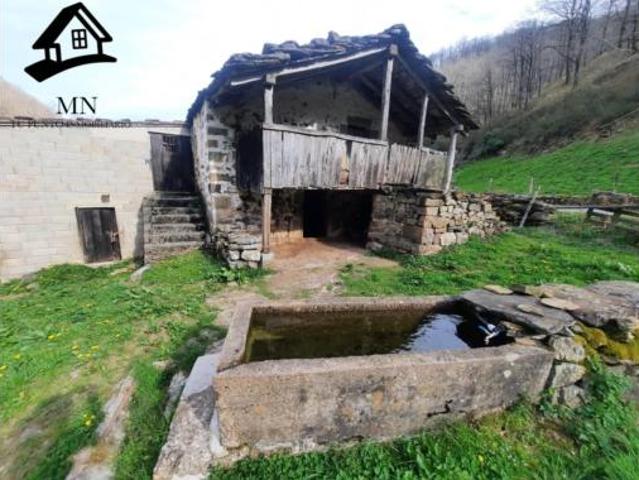Terreno en venta en Vega de Pas, Cantabria