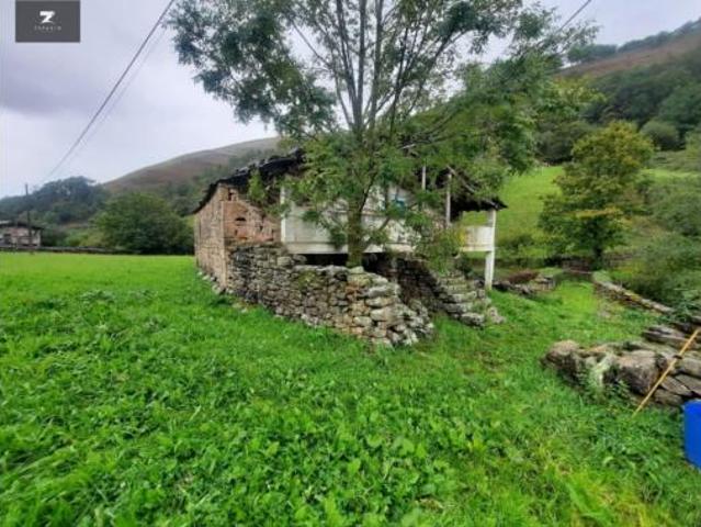 Terreno en venta en Vega de Pas, Cantabria
